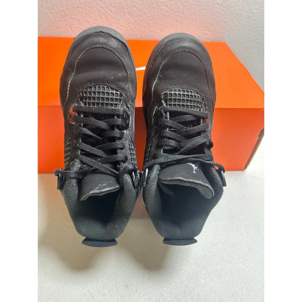 Jordan retro black